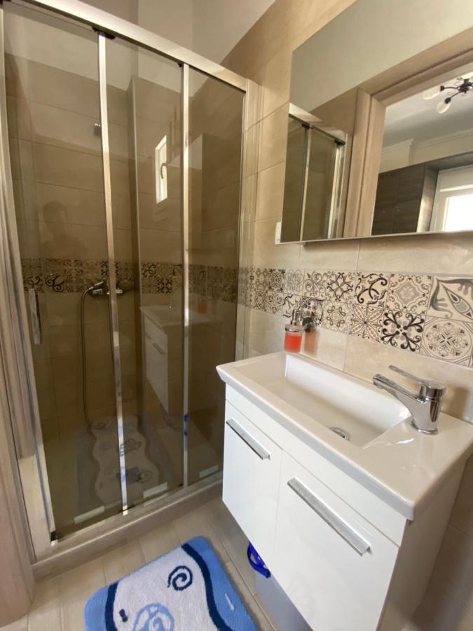 Villa Emerald Luxury Living Nikiti  Exterior foto